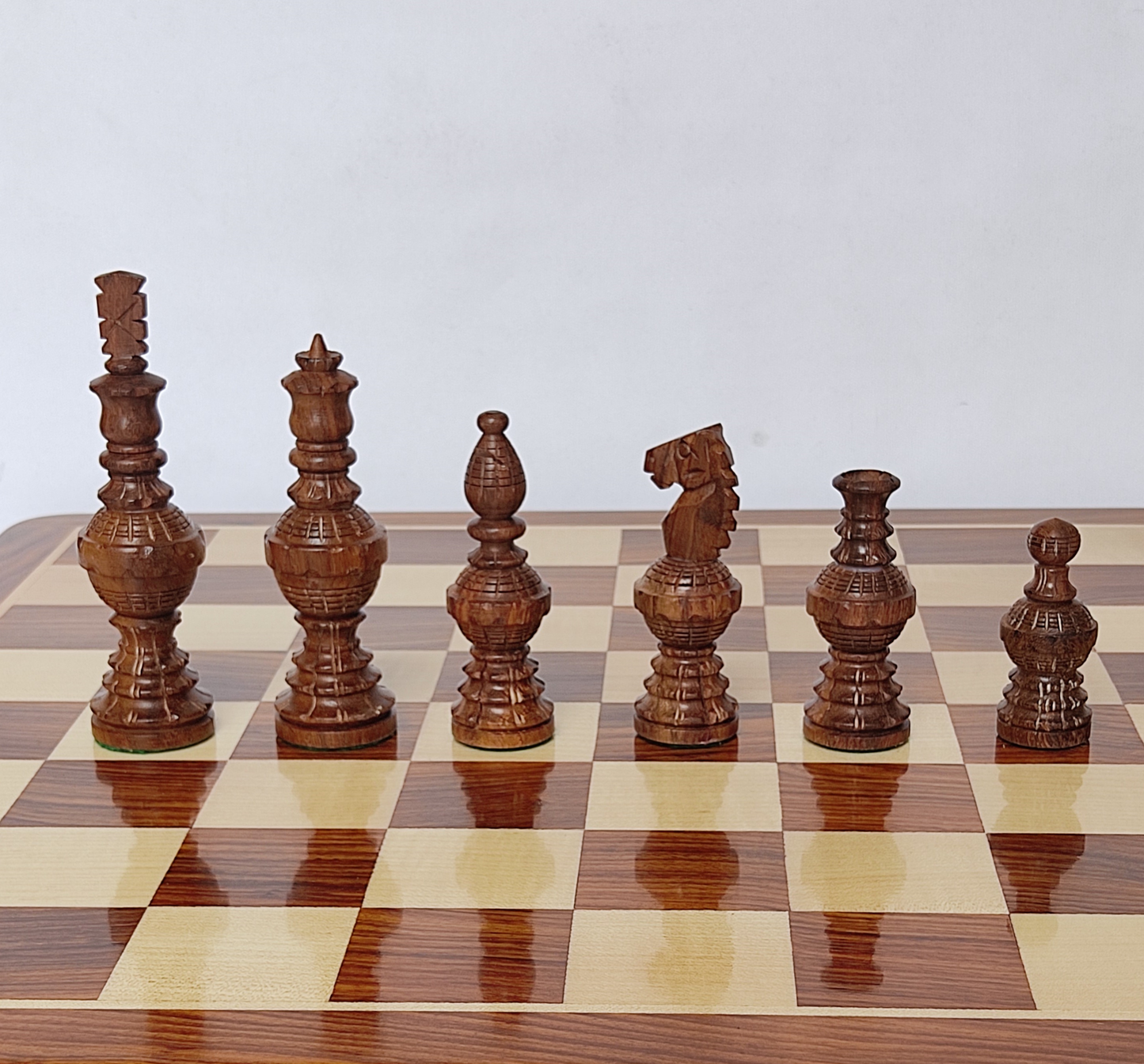 5" Globe Wooden Chess Pieces - Handicraft Carving - Made of Rosewood and Boxwood