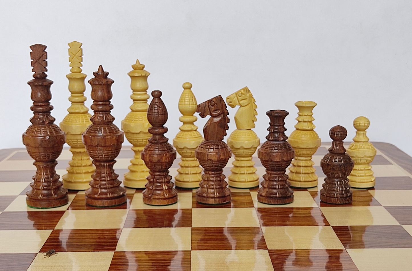 5" Globe Wooden Chess Pieces - Handicraft Carving - Made of Rosewood and Boxwood