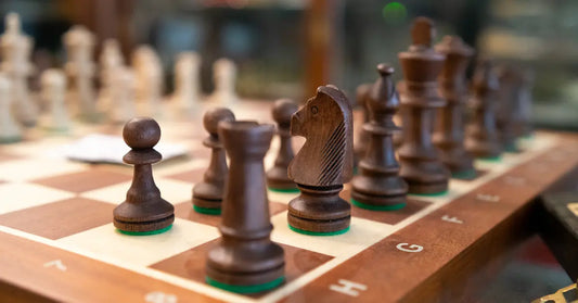 How to Choose the Perfect Wooden Chessboard