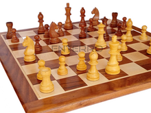 Charger l&#39;image dans la galerie, ENTERRO™ Wooden FLAT Chess Board 17 x 17 inch with Chess Coins King Size 3&quot; high - Premium Quality - Handcrafted - 32 Chess Coins with 2 Extra Queens