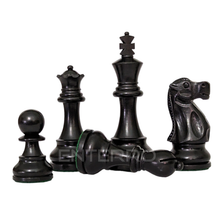Laden Sie das Bild in den Galerie-Viewer, 4&quot; Fierce Knight Series - Wooden Chess Pieces - Made of Boxwood &amp; Ebonized Boxwood - Handcrafted (without chess board)