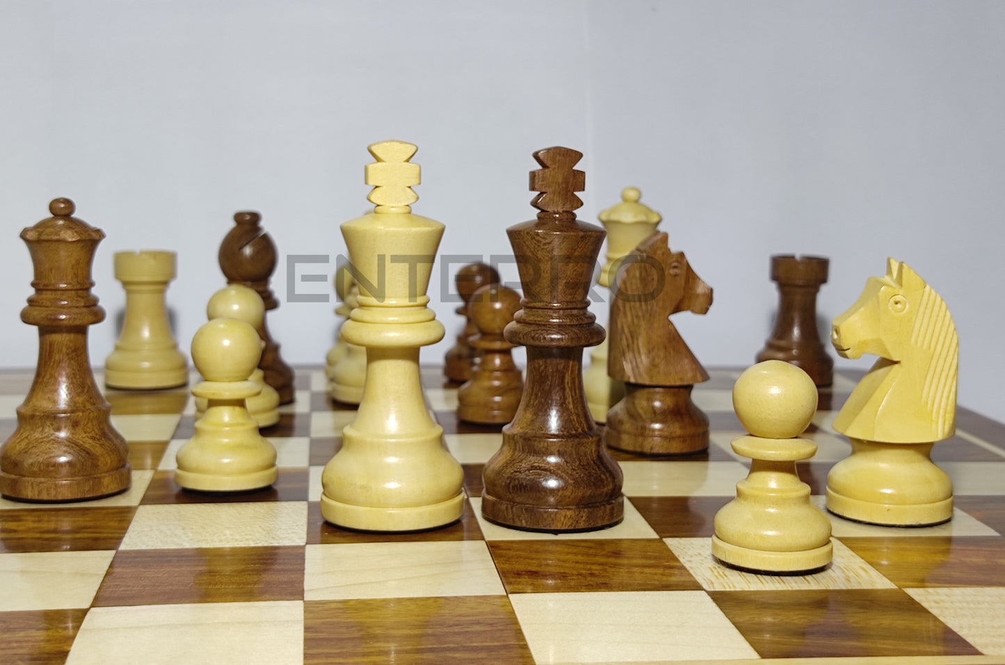 3" Wooden Staunton German Knight Chess Pieces STANDARD - Made of Acacia Wood and Boxwood