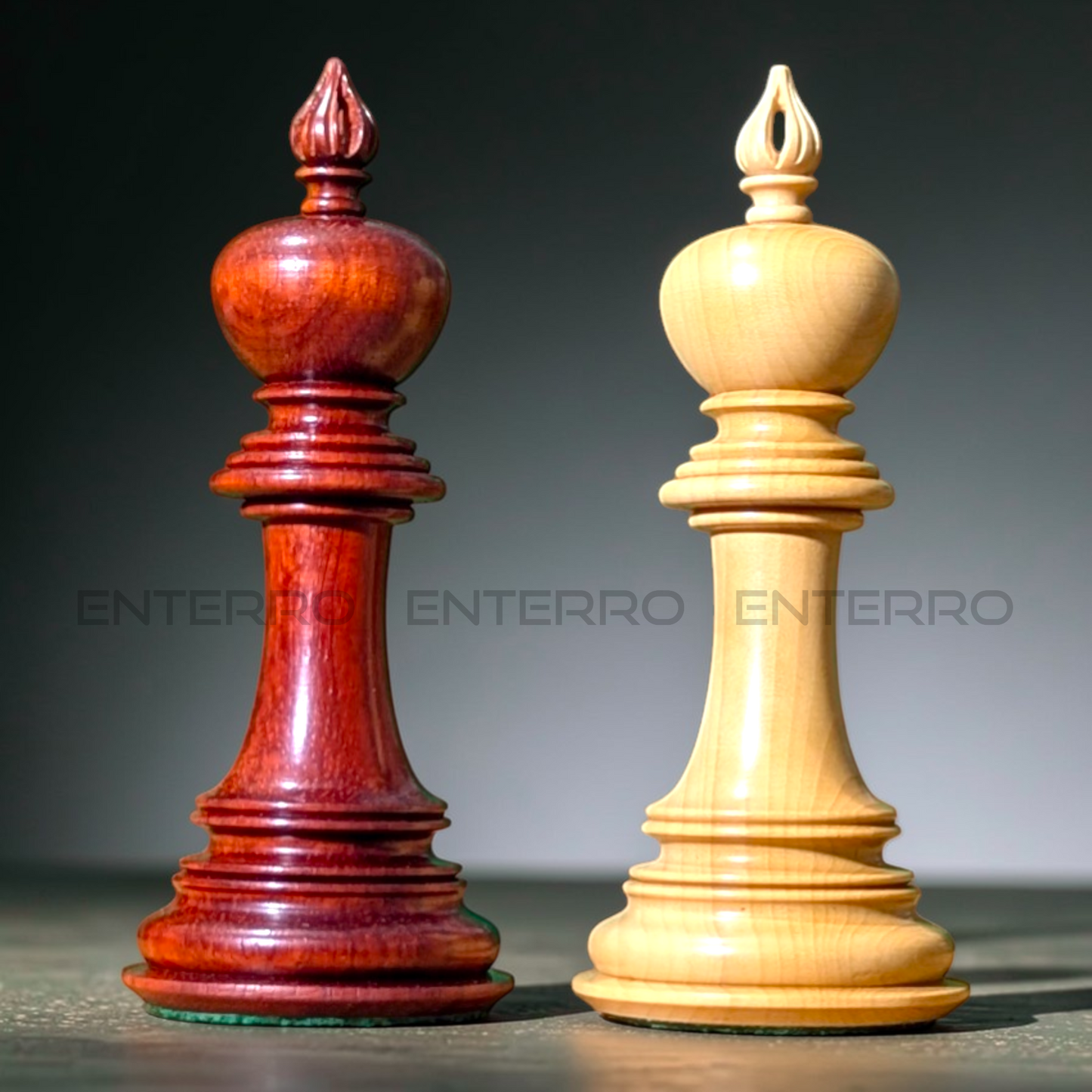 4.4 Valluzia Series Wooden Chess Pieces - Made of Red Bud Rosewood and Boxwood