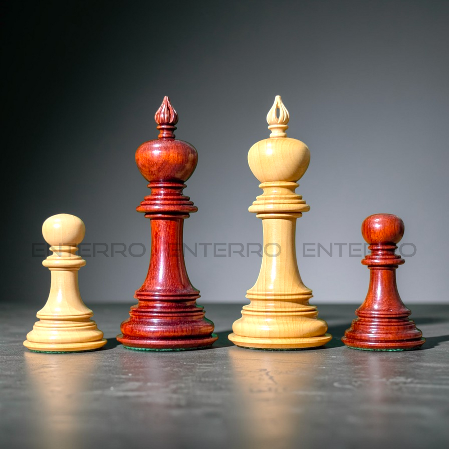 4.4 Valluzia Series Wooden Chess Pieces - Made of Red Bud Rosewood and Boxwood