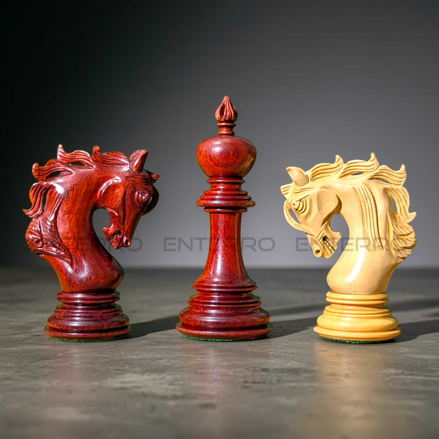 4.4 Valluzia Series Wooden Chess Pieces - Made of Red Bud Rosewood and Boxwood