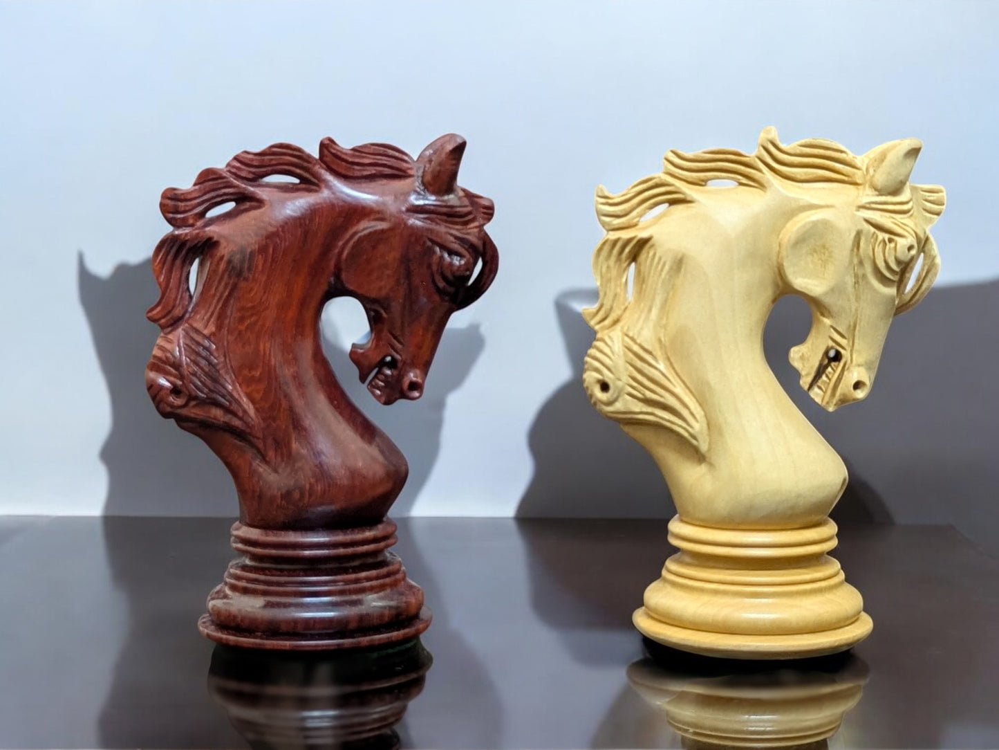 4.4 Valluzia Series Wooden Chess Pieces - Made of Red Rosewood and Boxwood