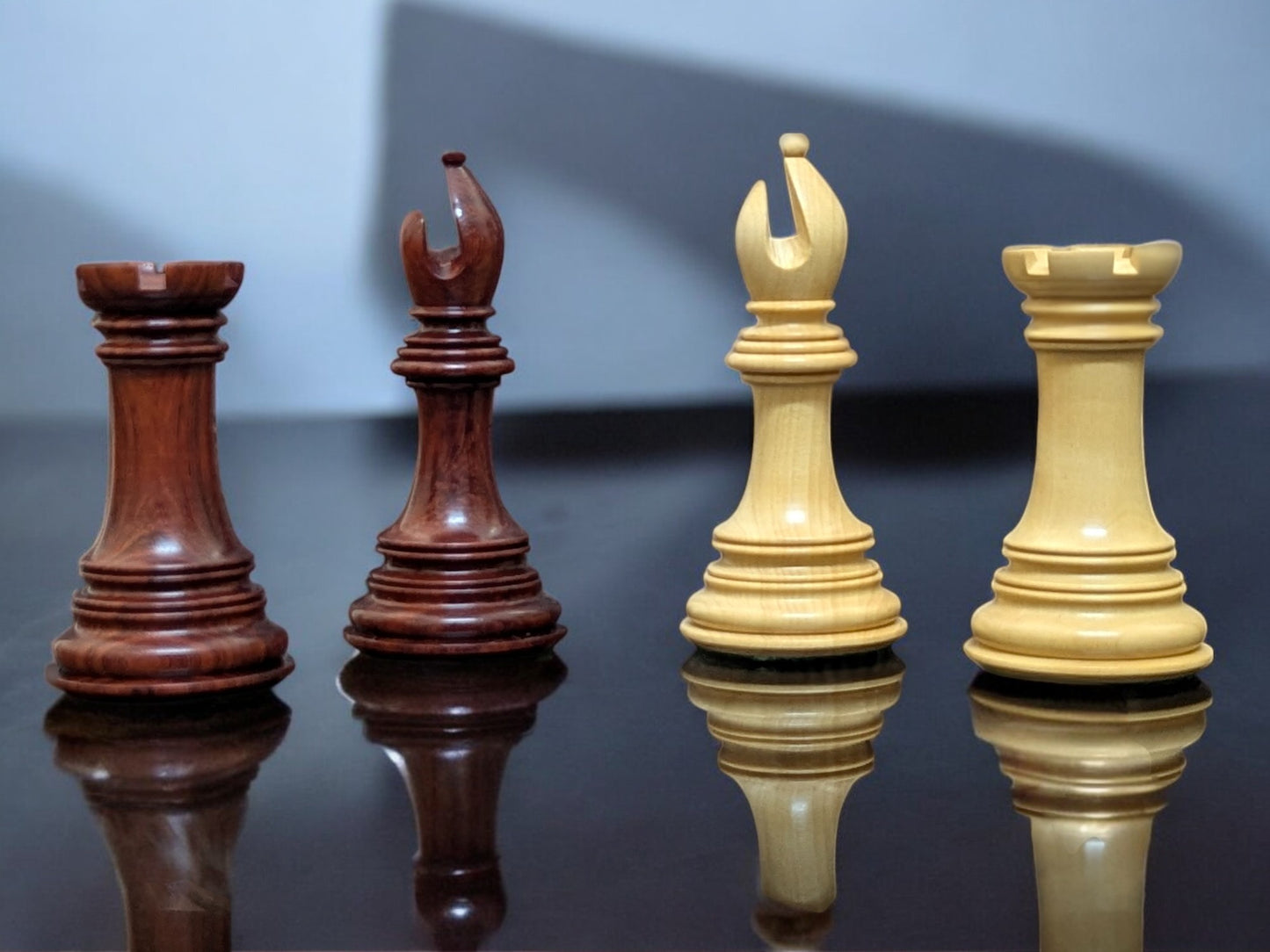 4.4 Valluzia Series Wooden Chess Pieces - Made of Red Rosewood and Boxwood